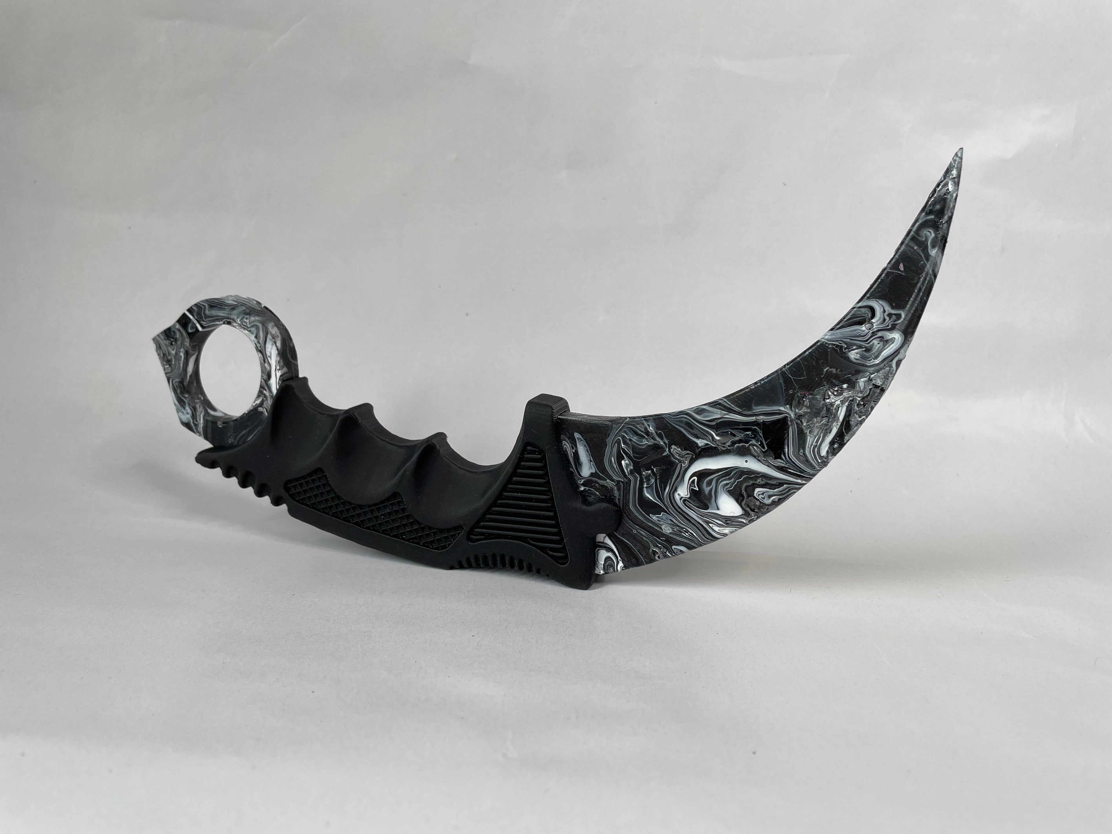 Dekorativ Marmorert Karambit #05