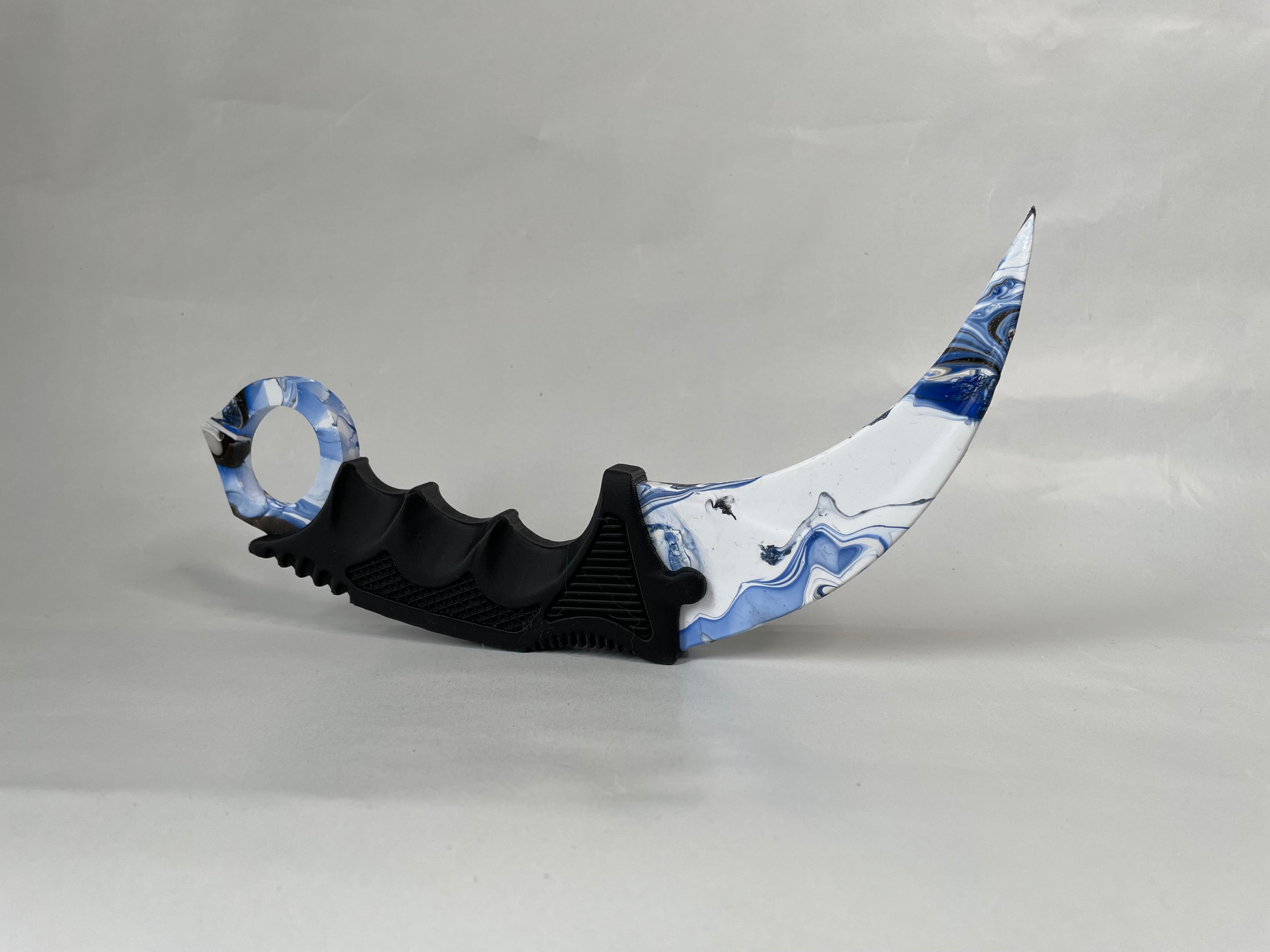 Dekorativ Marmorert Karambit #07