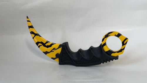 Dekorativ Håndmalt Karambit #01