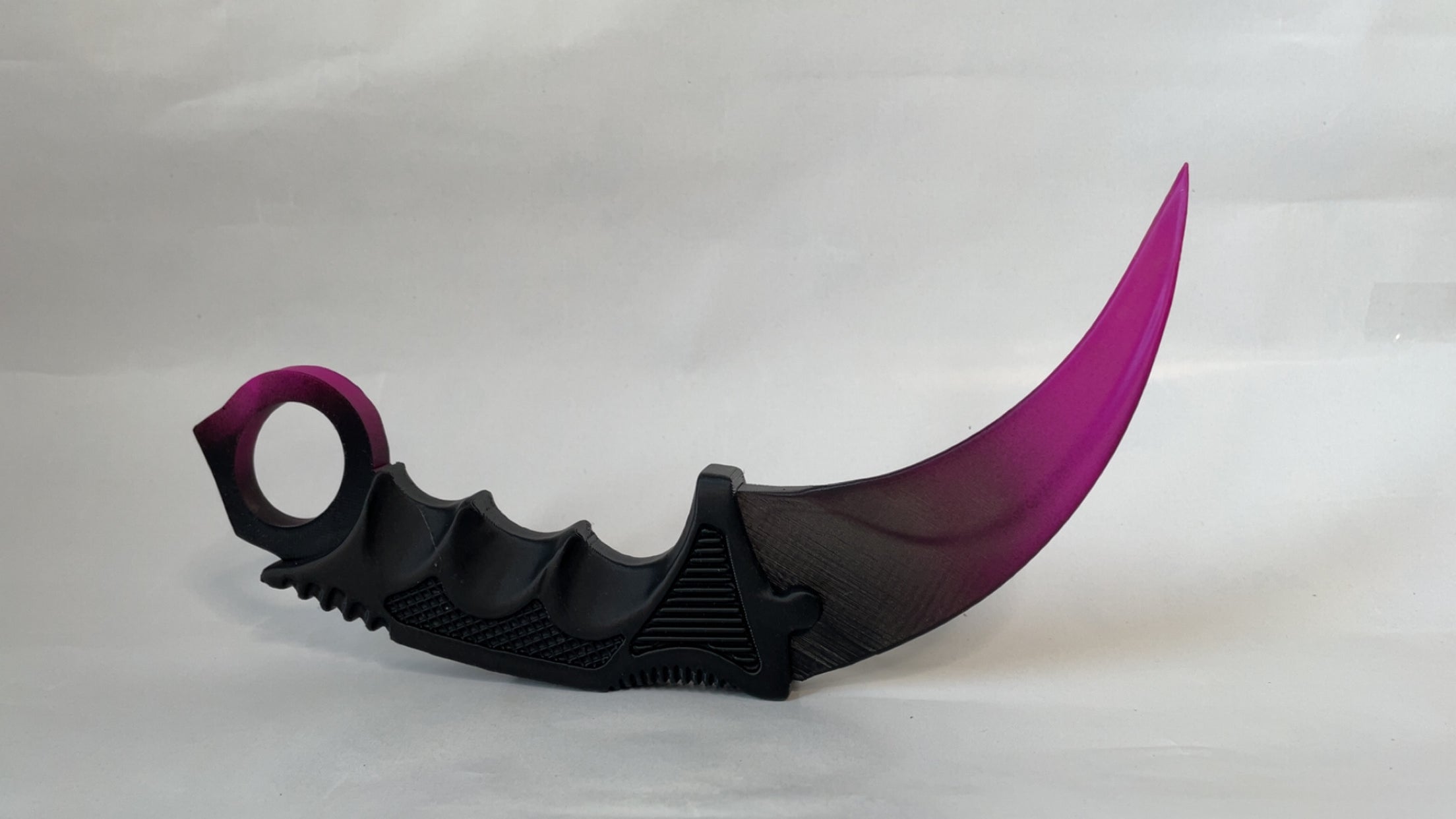 Dekorativ Fade Karambit #01